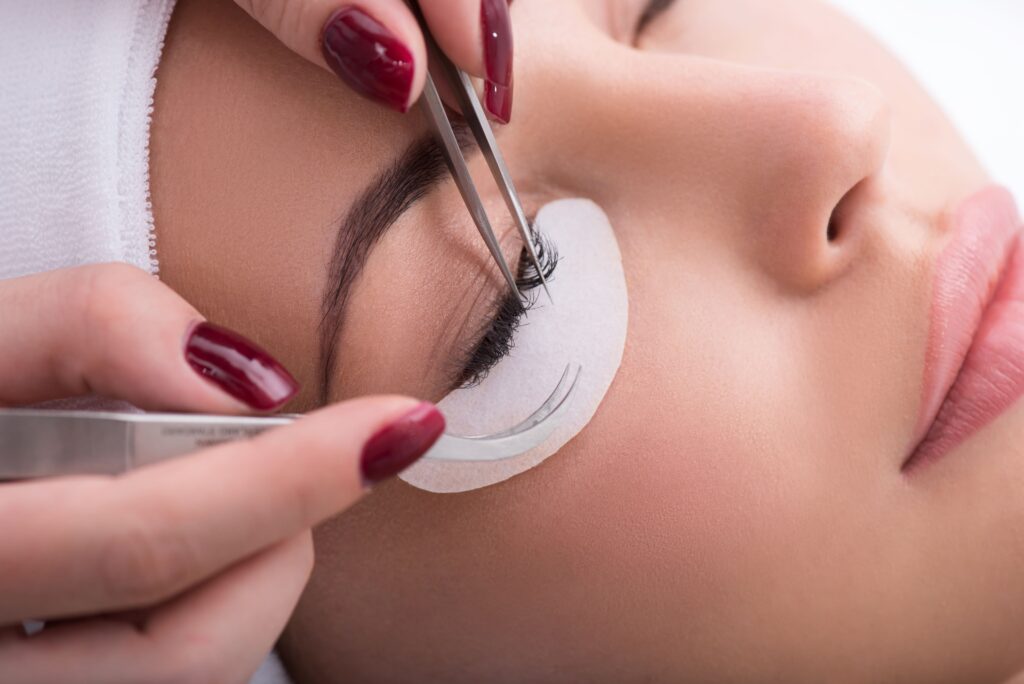 福岡県久留米市のトータルビューティサロン「PUDIAM LASH」で叶える理想の目元と癒しの北欧空間