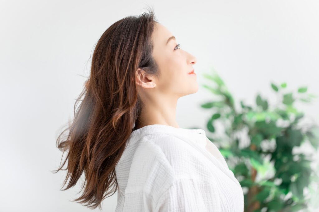 福岡県久留米市の髪質改善・イメチェンならURU【ウル】|北欧インテリアの駅近サロンで叶える理想のヘアスタイル